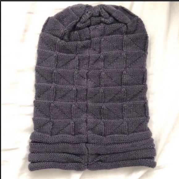 LAST 1!!!!!!!!!! Grey Slouchy Beanie Hat - Picture 3 of 3